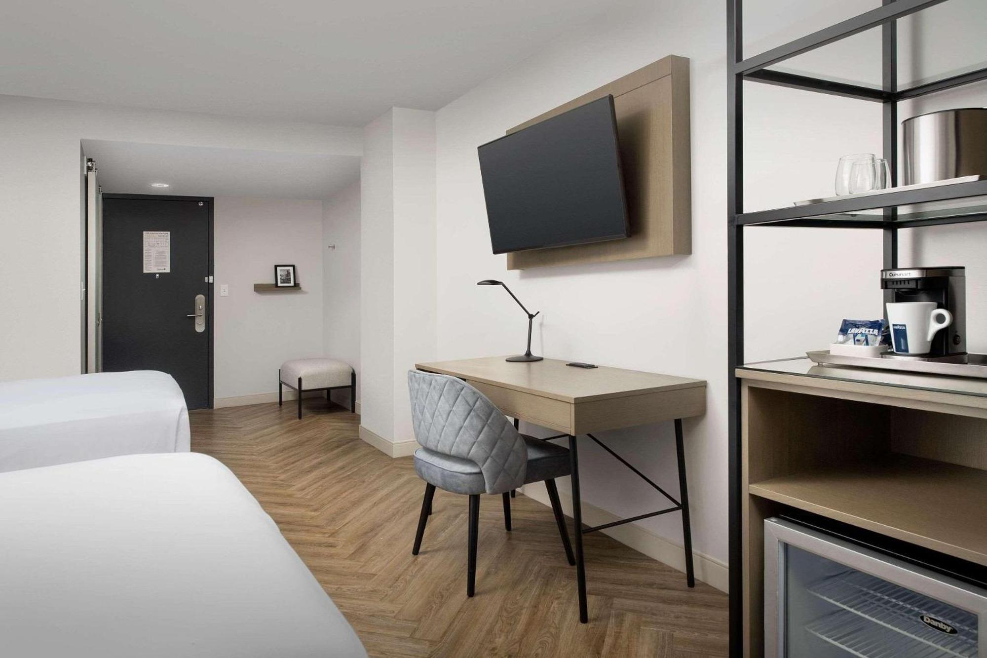 Radisson Blu Fargo Hotel Екстериор снимка